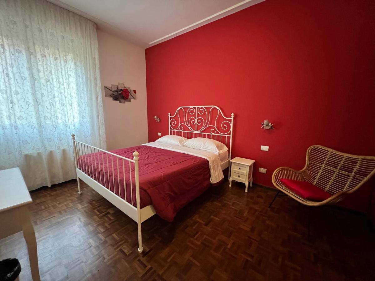 Downtown Bologna Apartment Bagian luar foto