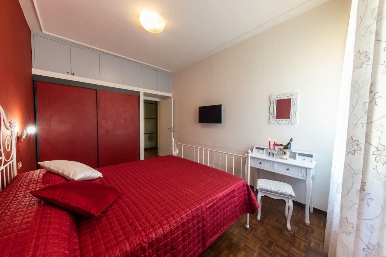 Downtown Bologna Apartment Bagian luar foto