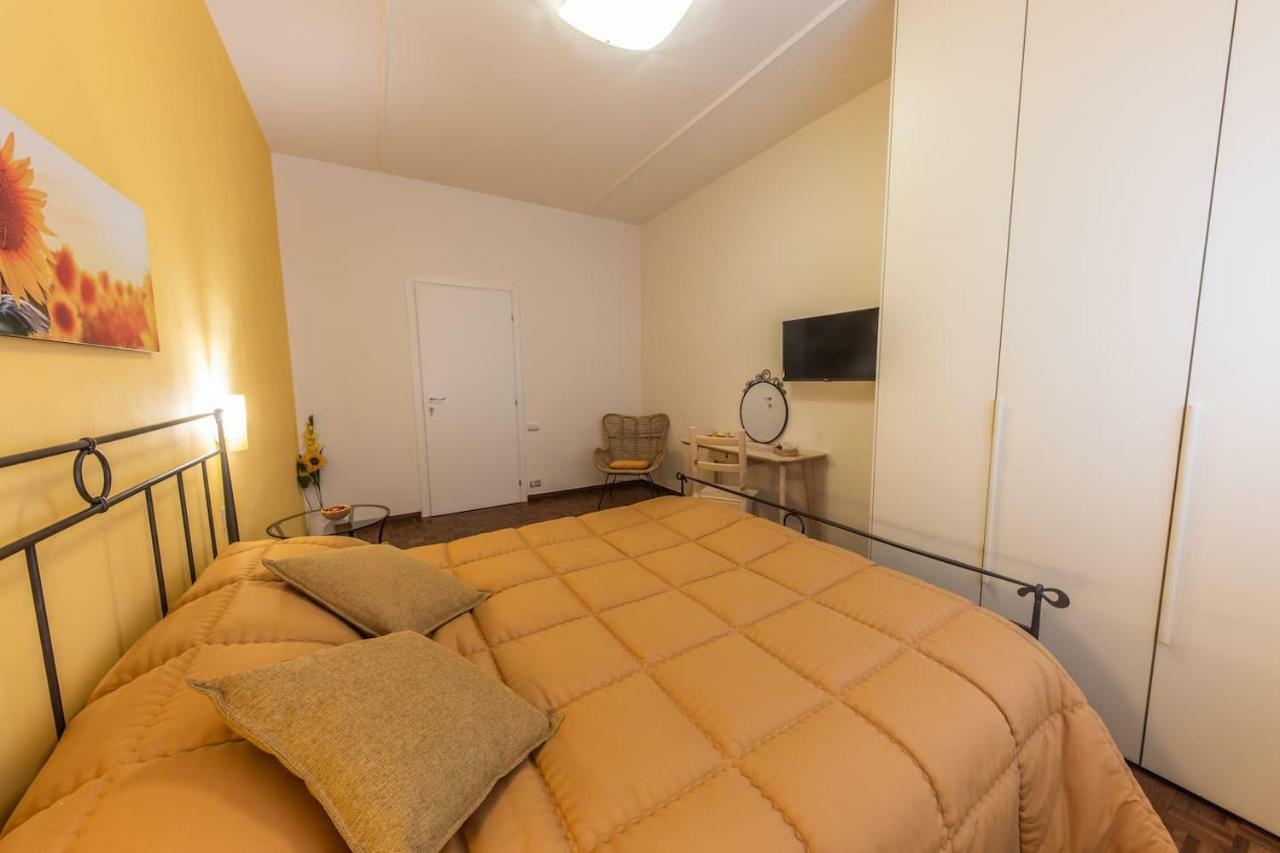 Downtown Bologna Apartment Bagian luar foto