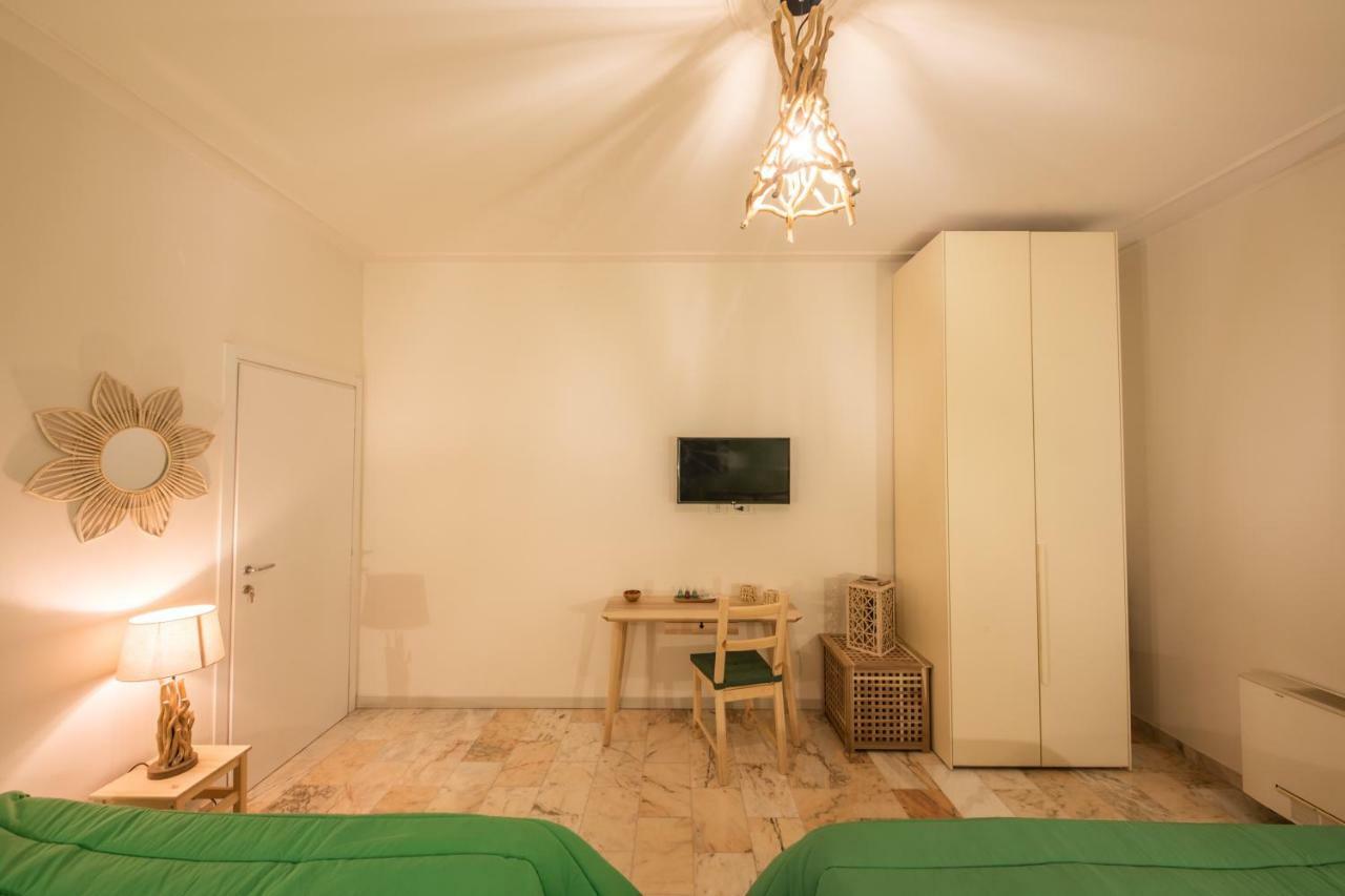 Downtown Bologna Apartment Bagian luar foto